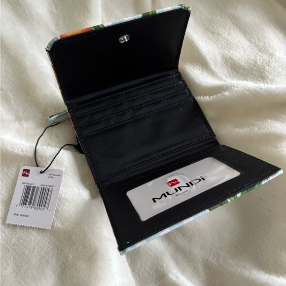 Mundi Orange and Green Wallet with Orange Design - Picture 2 of 5